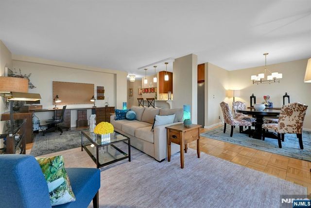 2000 Linwood Avenue 18B, Fort Lee, NJ 07024