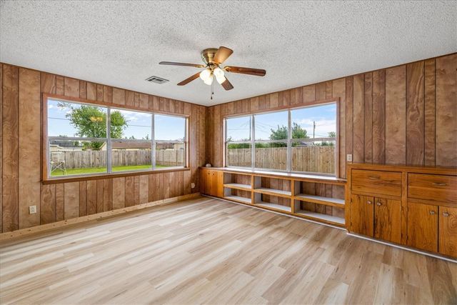 1405 W Beech Drive, Rogers, AR 72756