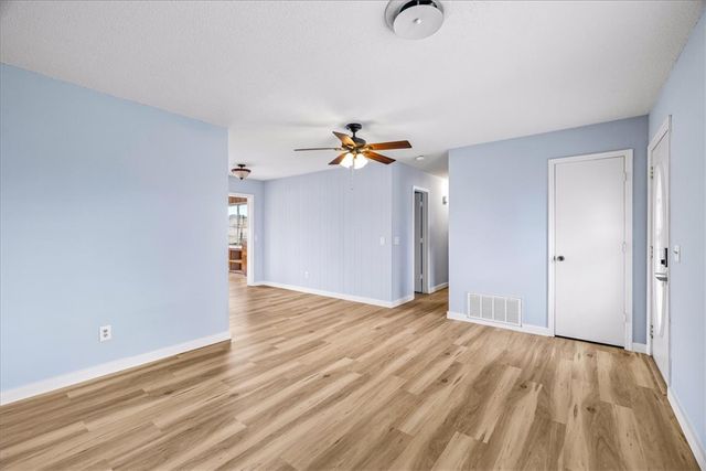 1405 W Beech Drive, Rogers, AR 72756