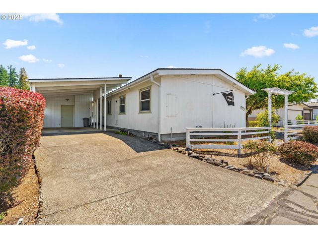 85715 HAMPSTEAD Ln, Eugene, OR 97405
