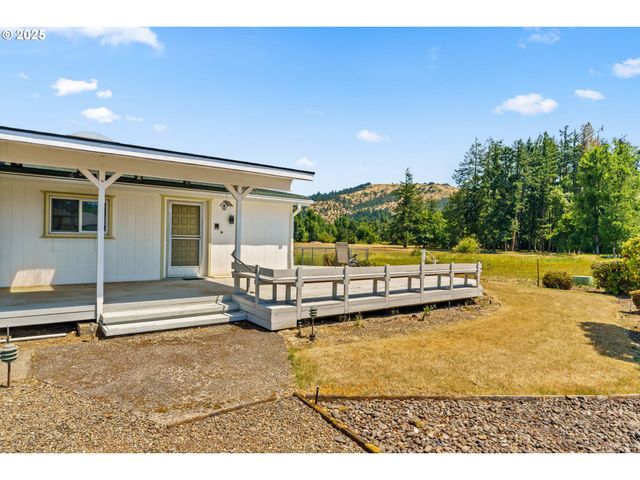 85715 HAMPSTEAD Ln, Eugene, OR 97405