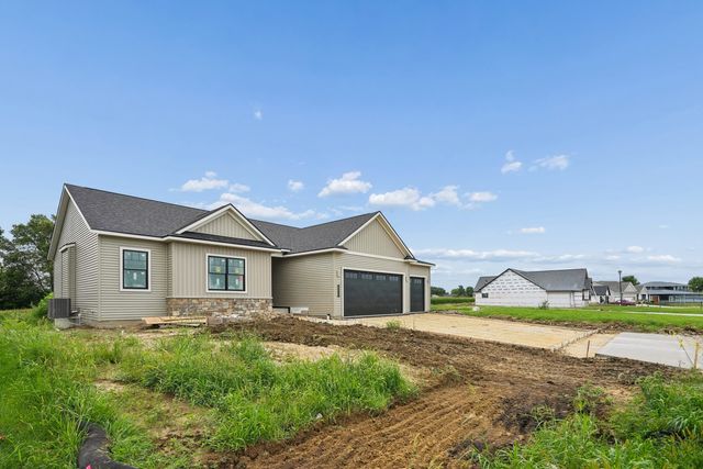 6113 Duggleby Avenue, Davenport, IA 52807
