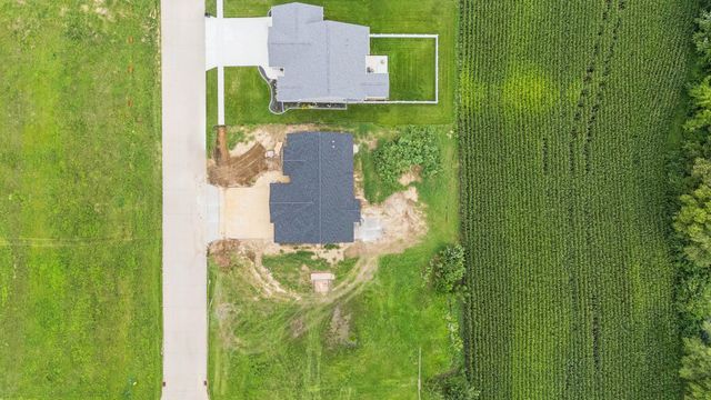 6113 Duggleby Avenue, Davenport, IA 52807