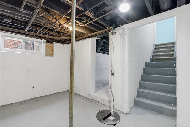 18428 Brady, Redford, MI 48240