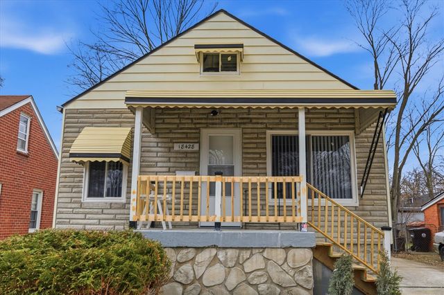 18428 Brady, Redford, MI 48240