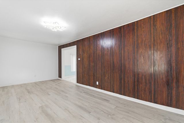 18428 Brady, Redford, MI 48240