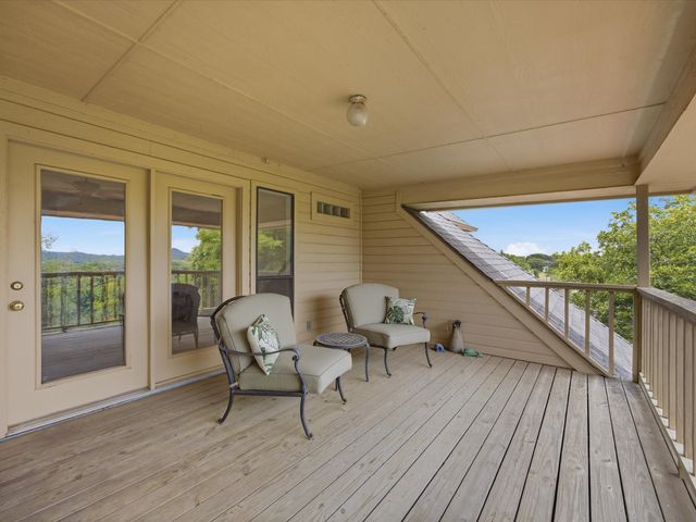 10106 Ravenswood Road, Granbury, TX 76049