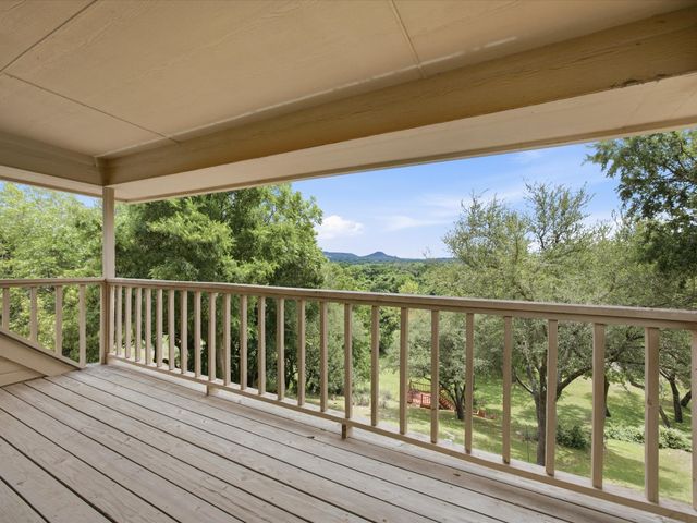 10106 Ravenswood Road, Granbury, TX 76049