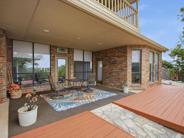 10106 Ravenswood Road, Granbury, TX 76049