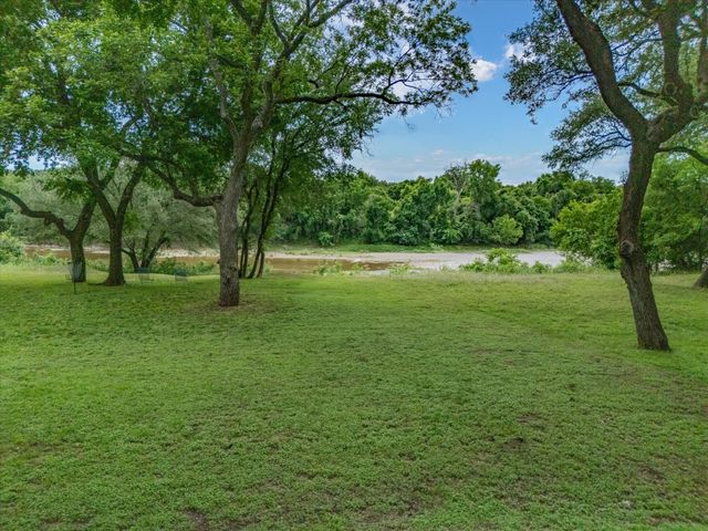 10106 Ravenswood Road, Granbury, TX 76049