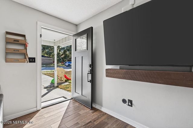 1549 SONOMA Court, Jacksonville, FL 32221