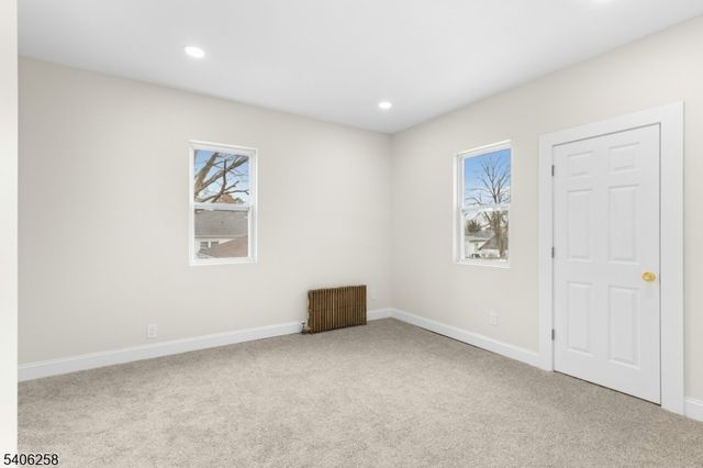 63 Juliet Ave, Franklin Twp., NJ 08873