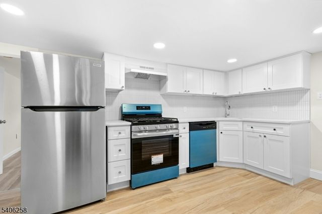 63 Juliet Ave, Franklin Twp., NJ 08873