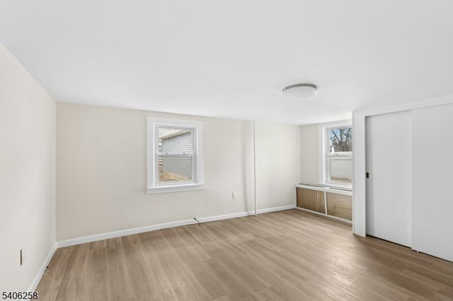 63 Juliet Ave, Franklin Twp., NJ 08873