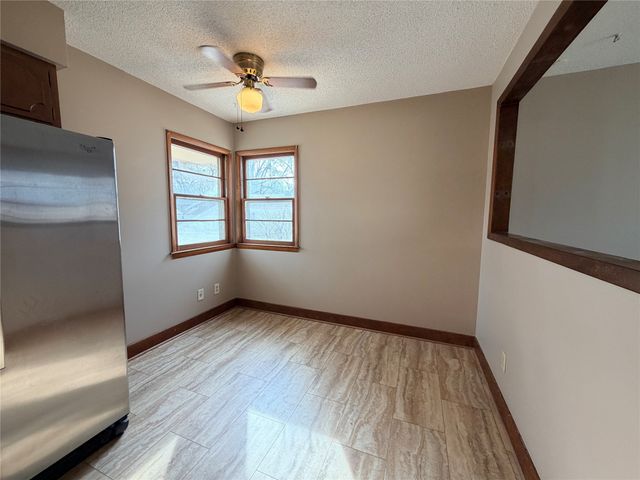 4305 69th Street, Urbandale, IA 50322