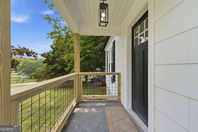 11 Circle Drive, Rossville, GA 30741