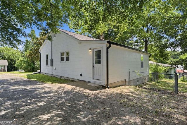 11 Circle Drive, Rossville, GA 30741