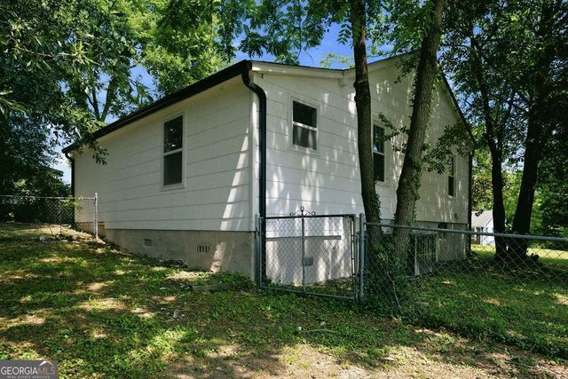11 Circle Drive, Rossville, GA 30741