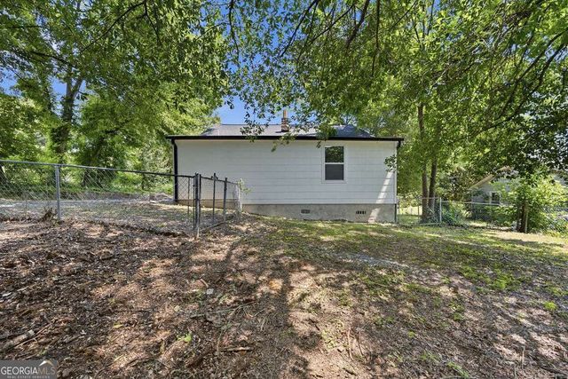 11 Circle Drive, Rossville, GA 30741