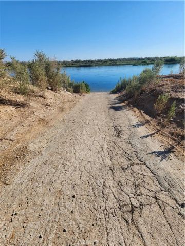 36500 Hwy 95 H2, Blythe, CA 92225