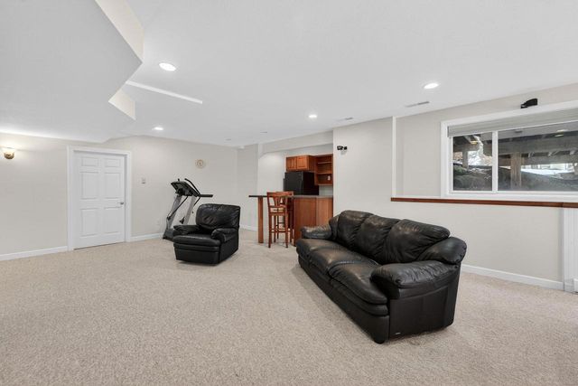 3087 Edenberry Street, Fitchburg, WI 53711