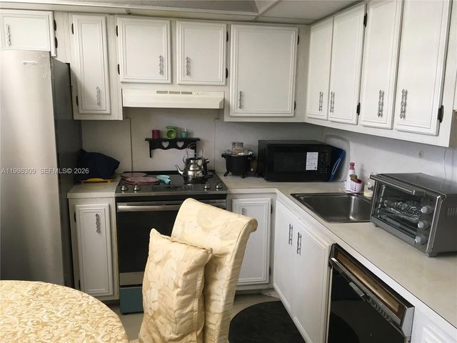 300 NE 26th Avenue 314, Boynton Beach, FL 33435