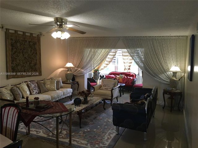 300 NE 26th Avenue 314, Boynton Beach, FL 33435