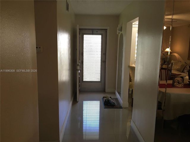 300 NE 26th Avenue 314, Boynton Beach, FL 33435
