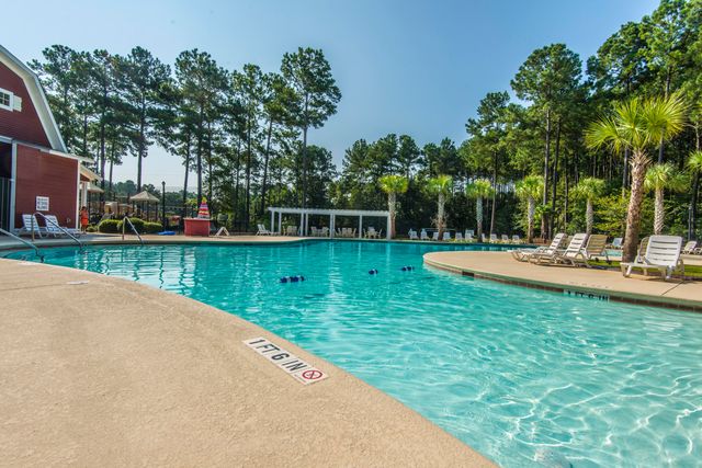 4977 Hay Bale Court, Summerville, SC 29485