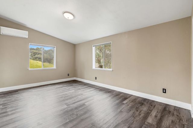 23380 Granite Creek Lane, Clovis, CA 93619