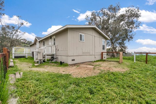 23380 Granite Creek Lane, Clovis, CA 93619