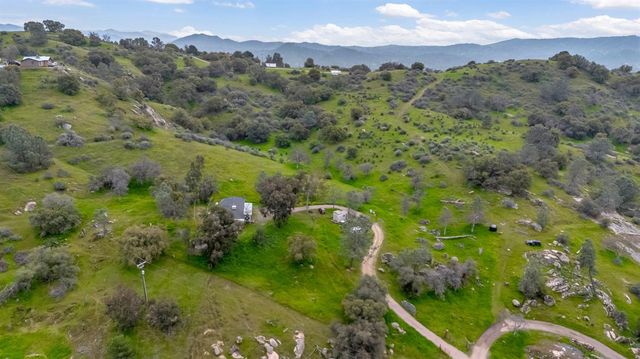 23380 Granite Creek Lane, Clovis, CA 93619