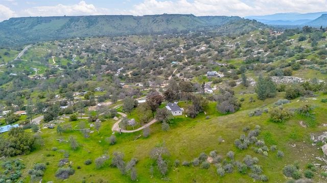 23380 Granite Creek Lane, Clovis, CA 93619