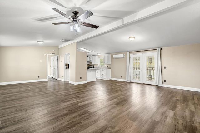 23380 Granite Creek Lane, Clovis, CA 93619