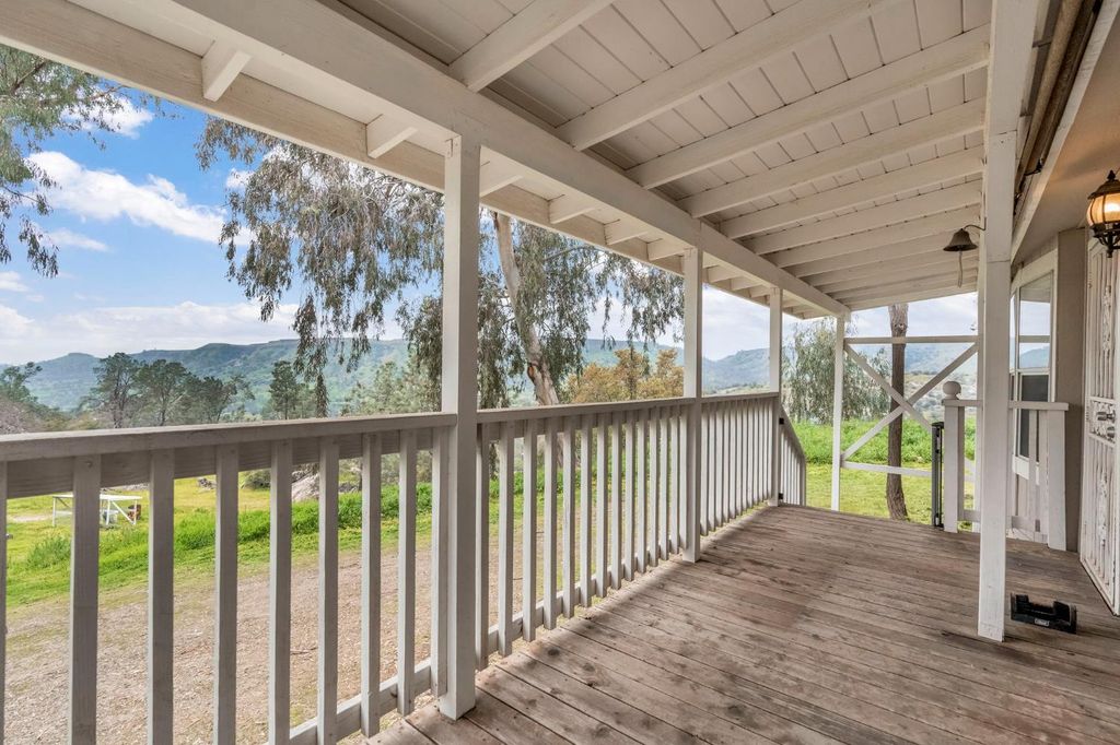 Image 6 of property listing at 23380 Granite Creek Lane, Clovis, CA 93619