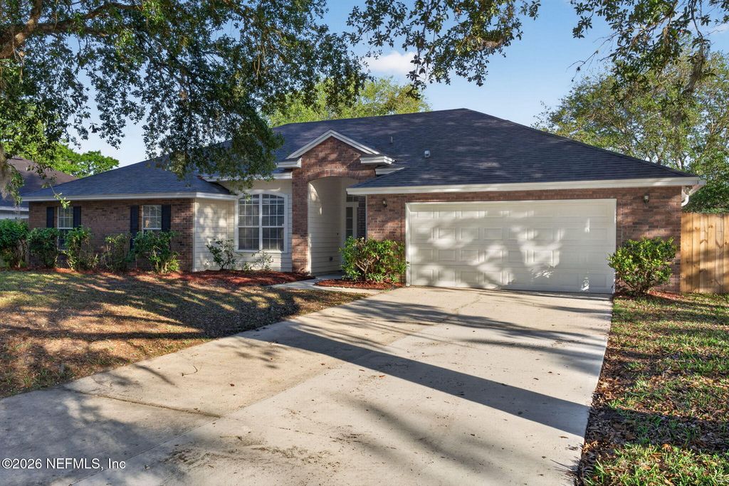 121 E NOTTINGHAM Drive, St. Johns, FL 32259