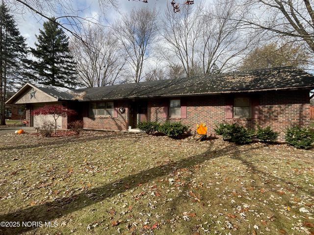 113 Sycamore Lane, Bryan, OH 43506