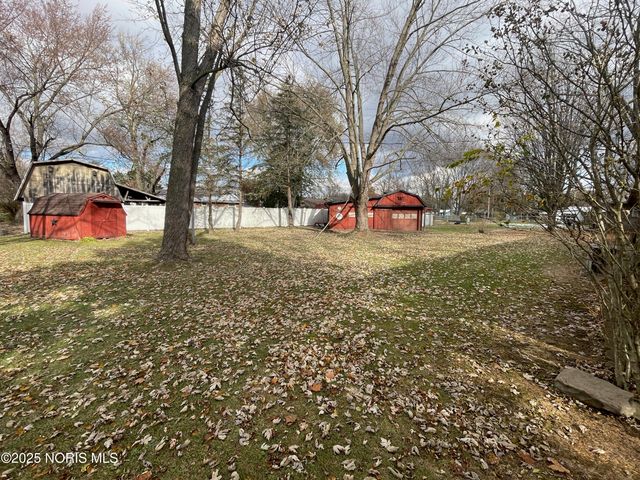 113 Sycamore Lane, Bryan, OH 43506