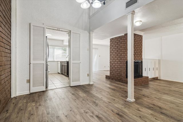 1302 Summerwood Lane, Richardson, TX 75081