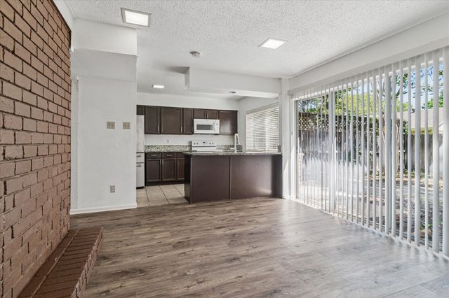 1302 Summerwood Lane, Richardson, TX 75081