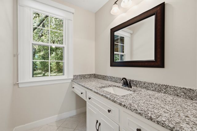 1712 Old Hickory Blvd, Brentwood, TN 37027