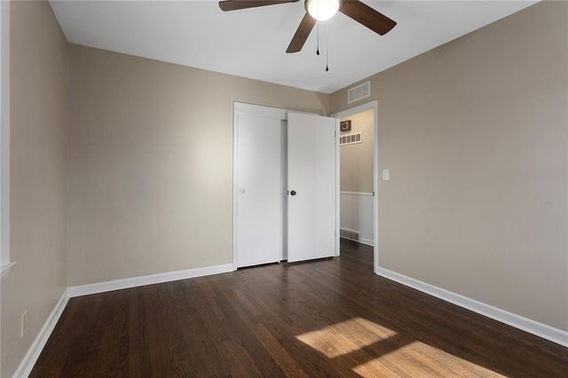 7916 Maple Avenue, Raytown, MO 64138