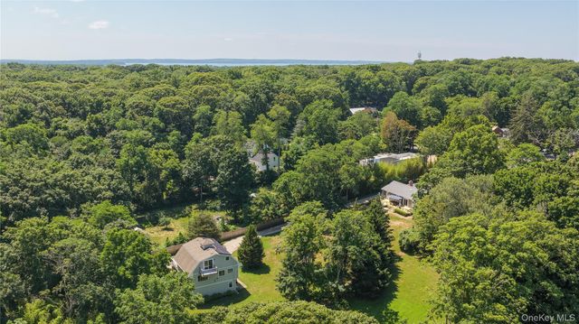 64A N Midway Road, Shelter Island, NY 11964