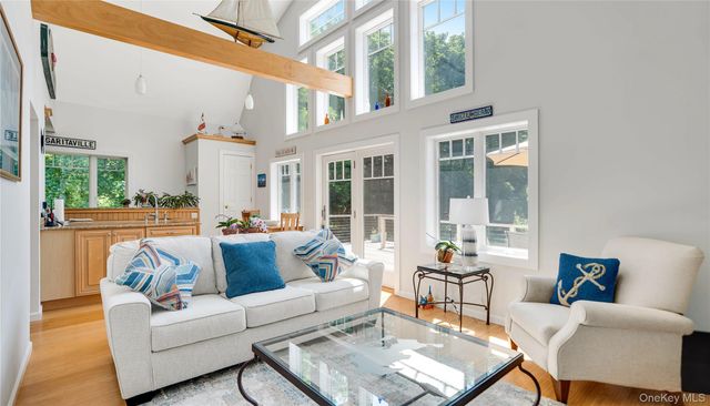 64A N Midway Road, Shelter Island, NY 11964