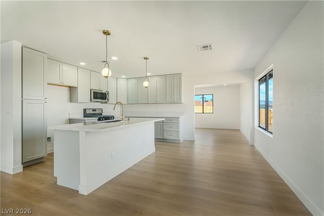 3681 Lincoln Road, Las Vegas, NV 89115