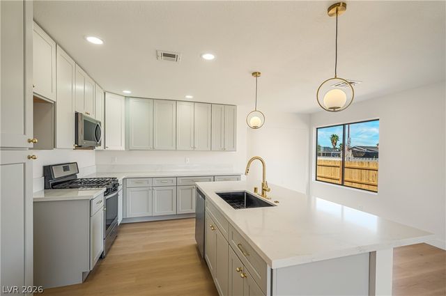 3681 Lincoln Road, Las Vegas, NV 89115