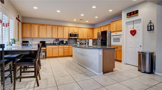 2446 Barclay Street, Henderson, NV 89044