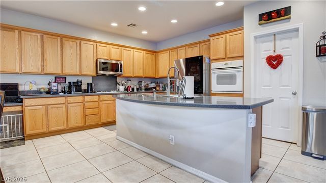 2446 Barclay Street, Henderson, NV 89044