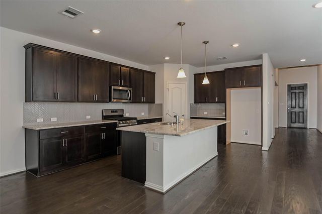 908 Leadtree LOOP, Buda, TX 78610