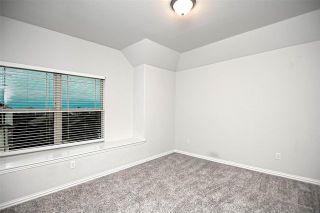 908 Leadtree LOOP, Buda, TX 78610